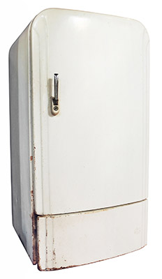 old-fridge